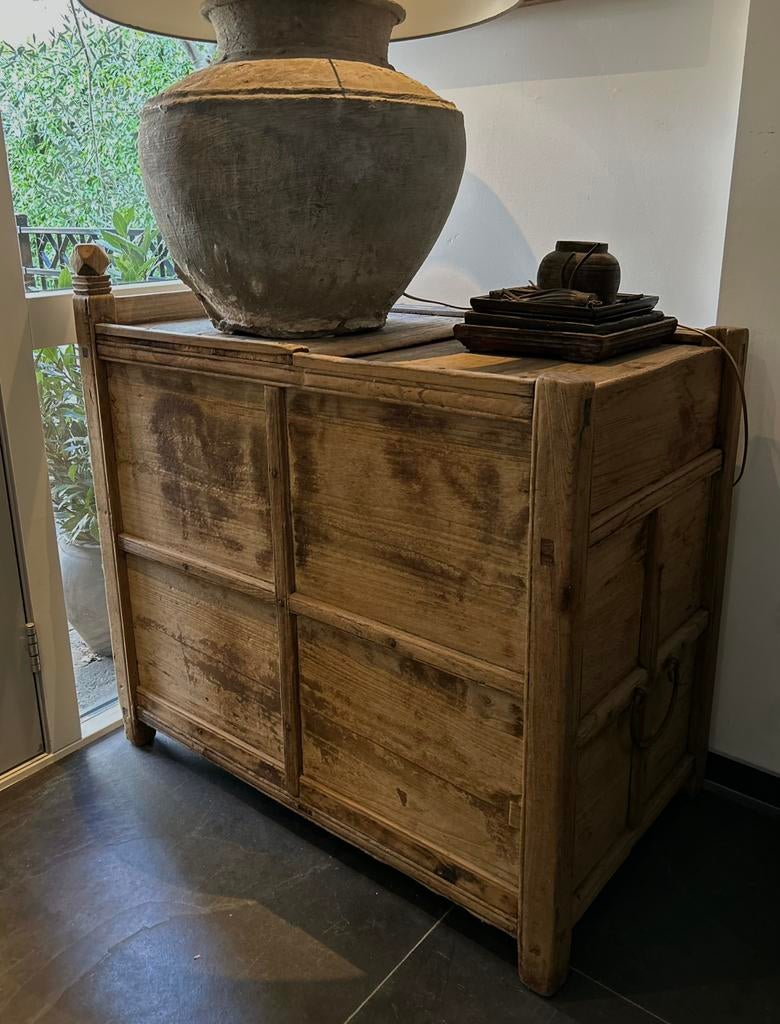 Grote oude voorraadkist kast india sober sleets oosters, Ophalen