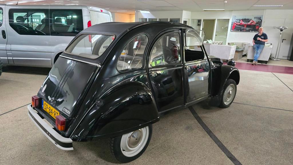 Citroen 2 CV 2CV6 Special. Extreem veel onderhoud erbij., Auto's, Voorwielaandrijving, 2CV, Zwart, Origineel Nederlands