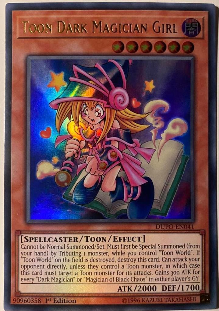 Yu-Gi-Oh! Toon Dark Magician Girl DUPO 1st Edition !, Hobby en Vrije tijd, Verzamelkaartspellen | Yu-gi-Oh!, Ophalen of Verzenden