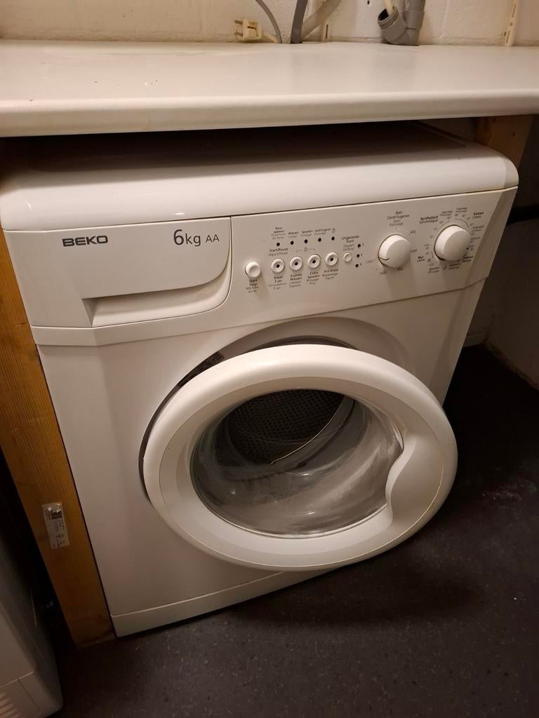 Beko Wasmachine 6kg - Compact en Efficiënt, Witgoed en Apparatuur, Wasmachines, Ophalen, 6 tot 8 kg, Voorlader, Kort programma