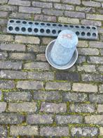 2 voerbakken voor kuikens / kippen, Dieren en Toebehoren, Ophalen of Verzenden, Gebruikt, Drinken en Voederen