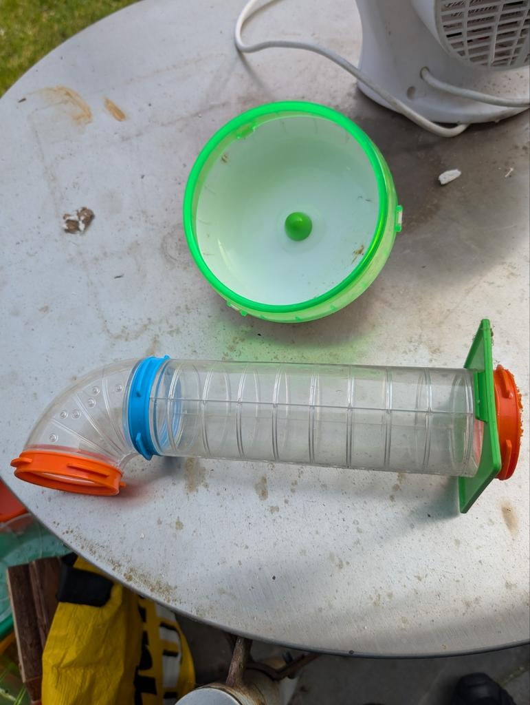 Loopbuizel, loopwiel enz. Voor kleine knaagdieren, Ophalen of Verzenden, Zo goed als nieuw