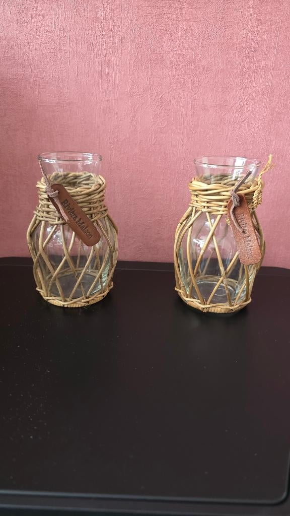 Riviera Maison🦚Rustic Rattan Mini Flower Vase🦚2 stuks, Huis en Inrichting, Woonaccessoires | Vazen, Ophalen, Overige kleuren