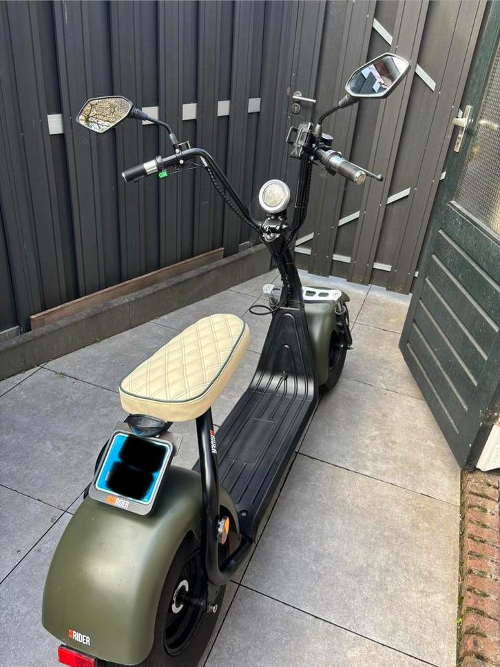 Elektrische step, Fietsen en Brommers, Brommers | Overige merken, Zo goed als nieuw, Maximaal 25 km/u, Ophalen