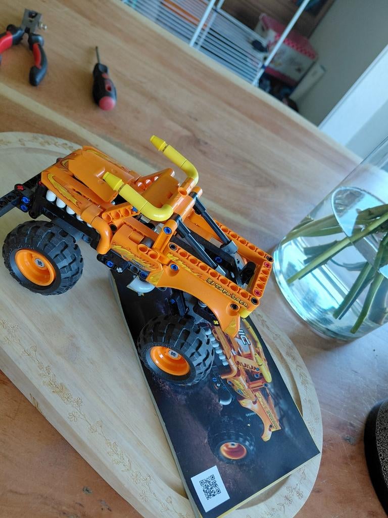 Lego Technic Monster Jam El Toro Loco Monstertruck, Lego, Compleet, Ophalen of Verzenden, Zo goed als nieuw