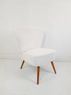 Vintage cocktailstoeltje crème wit nieuw gestoffeerd, Huis en Inrichting, Fauteuils, Modern vintage, Minder dan 50 cm, ., Minder dan 75 cm