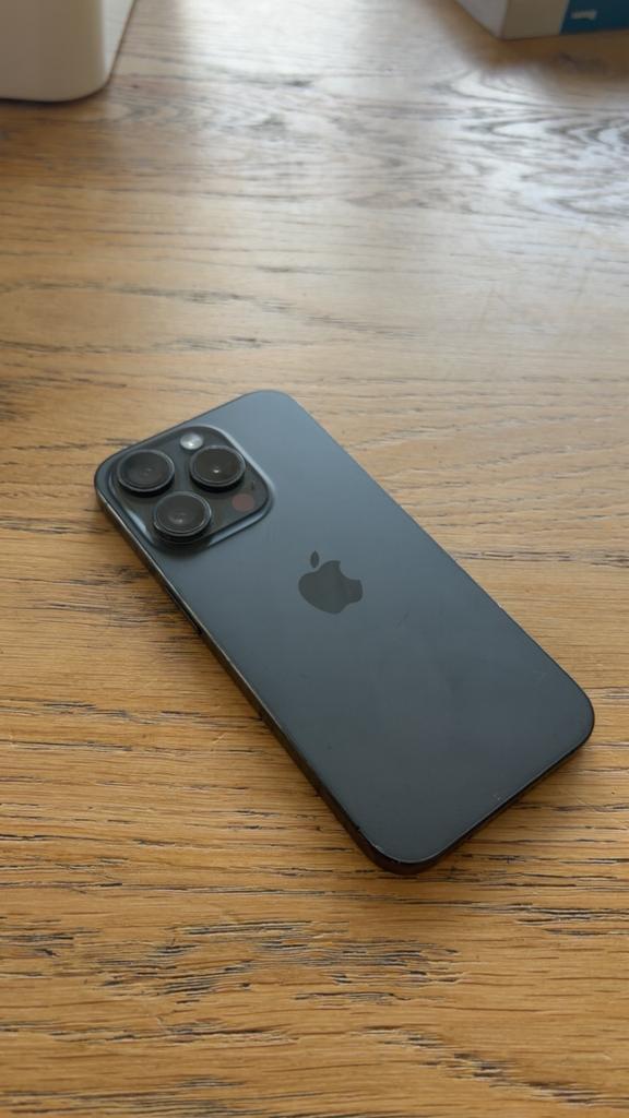 Iphone 15 pro 128gb zwart, Telecommunicatie, Mobiele telefoons | Apple iPhone, 128 GB, Zwart, Ophalen of Verzenden, Zo goed als nieuw