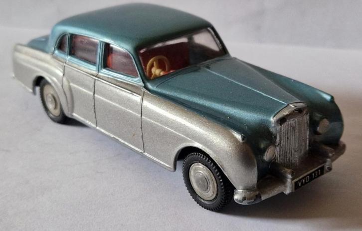 SPOT-ON 102 Bentley Saloon, Hobby en Vrije tijd, Modelauto's | 1:43, Zo goed als nieuw, Auto, Overige merken, Ophalen of Verzenden