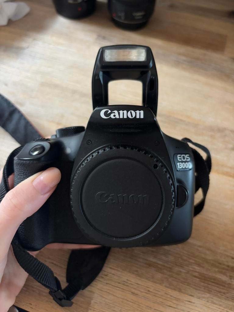 Canon eos 1300D camera body, Ophalen