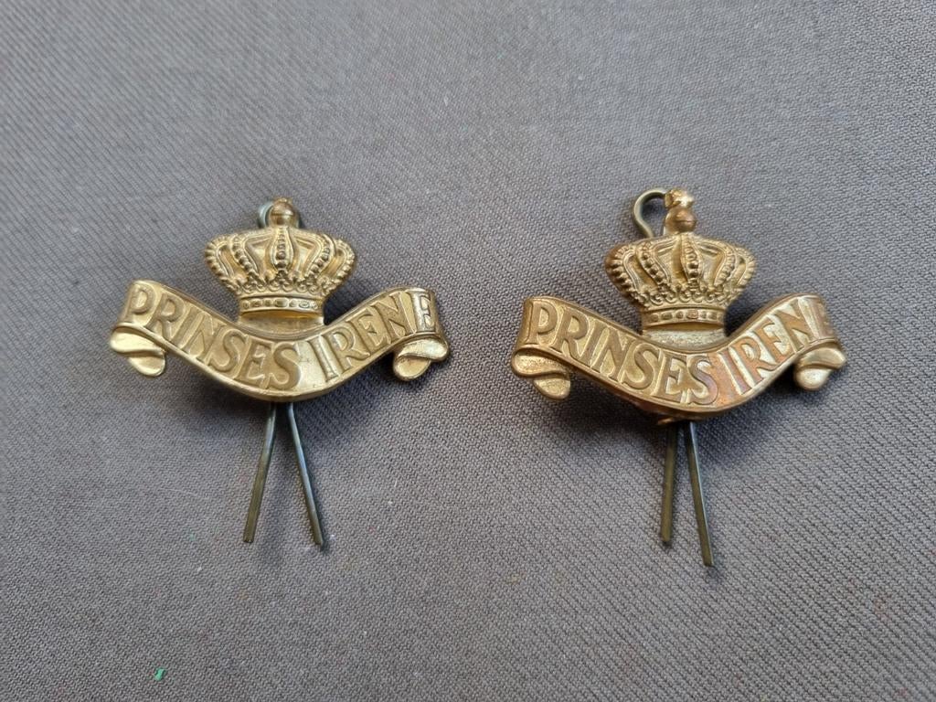 Schouderemblemen Garde Prinses Irene, Ophalen of Verzenden, Landmacht, Nederland, Embleem of Badge