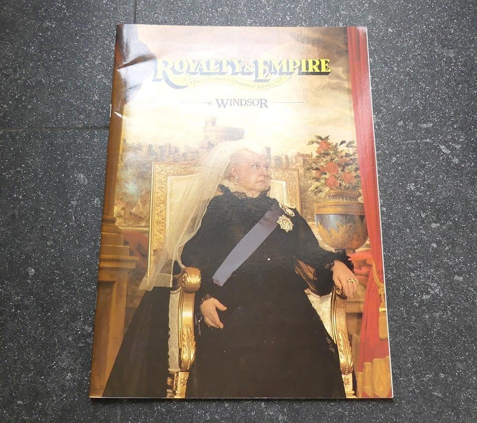 Madame Tussaud's Royalty & Empire Queen Victoria's Jubilee, Ophalen of Verzenden, Zo goed als nieuw, Buitenland, Tijdschrift of Boek