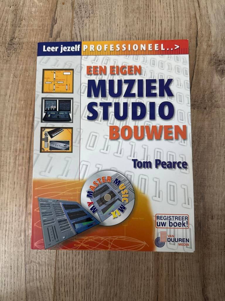 Leer jezelf professioneel een eigen muziekstudio bouwen, Ophalen of Verzenden, Gelezen, Overige onderwerpen