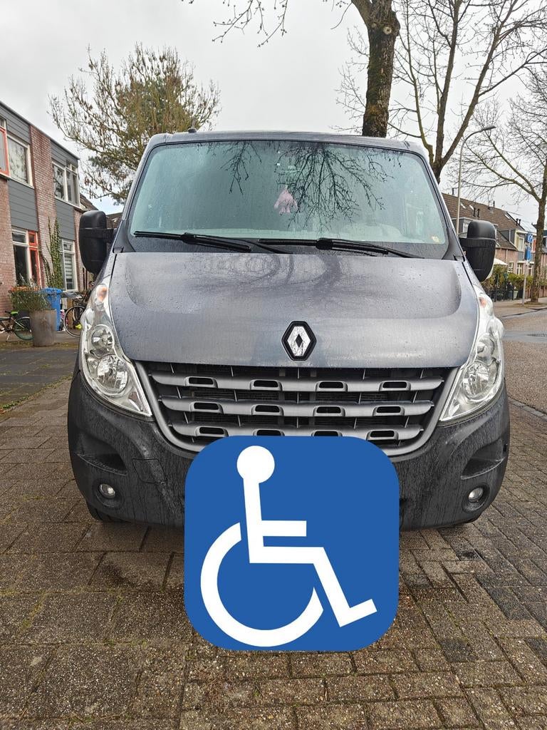 Rolstoelbus Renault Master automaat AIRCO, Ophalen, Gebruikt, Elektrische rolstoel