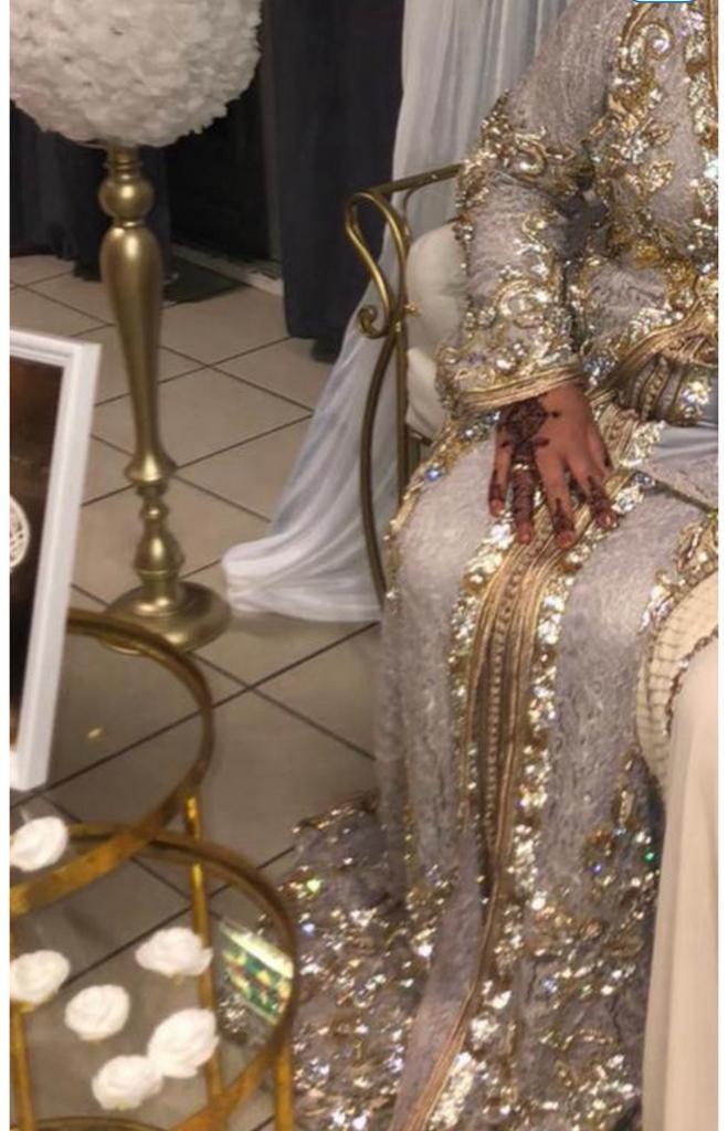 Marokkaanse tkchita maat 42/44, Kleding | Dames, Gelegenheidskleding, Ophalen of Verzenden, Zo goed als nieuw, Maat 42/44 (L)