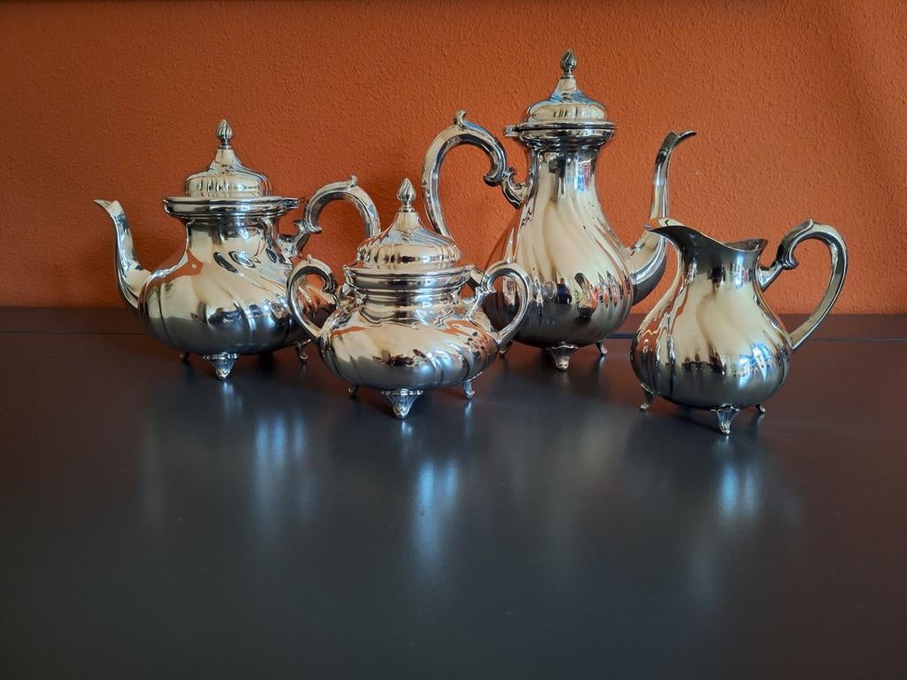 Verzilverd servies: koffiepot, theepot, suikerpot, melkkan, Antiek en Kunst, Ophalen of Verzenden