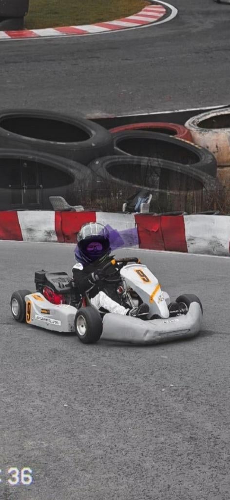 Complete Kart met Motor en pitkar  Klaar voor de Racebaan, Sport en Fitness, Karting, Ophalen, Gebruikt, Kart