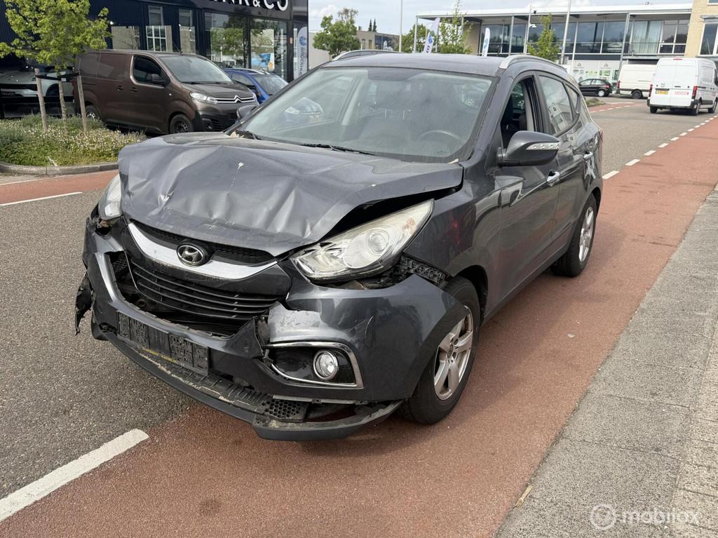 Hyundai ix35 2.0i VOORSCHADE / EXPORT PRIJS, Auto's, Hyundai, Bedrijf, Te koop, iX35, ABS, Airbags, Airconditioning, Alarm, Boordcomputer