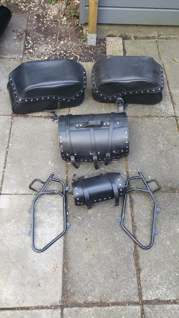 Honda VTX 1800 lederen zadeltassen, Ophalen
