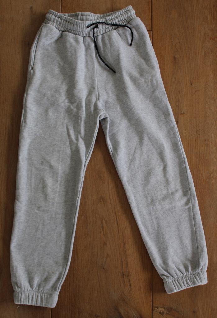 Joggingbroek van Les Coyotes de Paris maat 8, Kinderen en Baby's, Kinderkleding | Maat 128, Broek, Jongen of Meisje, Ophalen of Verzenden