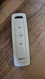 Elektrisch screen met afstandsbediening, Ophalen