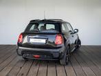 MINI 3-deurs Cooper Aut. JCW pakket + Dalston + Harman-Kardo, Auto's, Mini, 136 pk, Gebruikt, 4 stoelen, Bedrijf