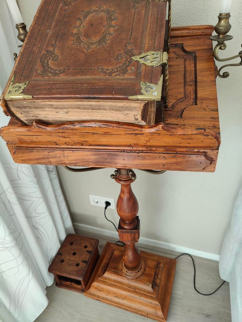 Staten Bijbel met lessenaar, Antiek en Kunst, Antiek | Meubels | Tafels, Ophalen