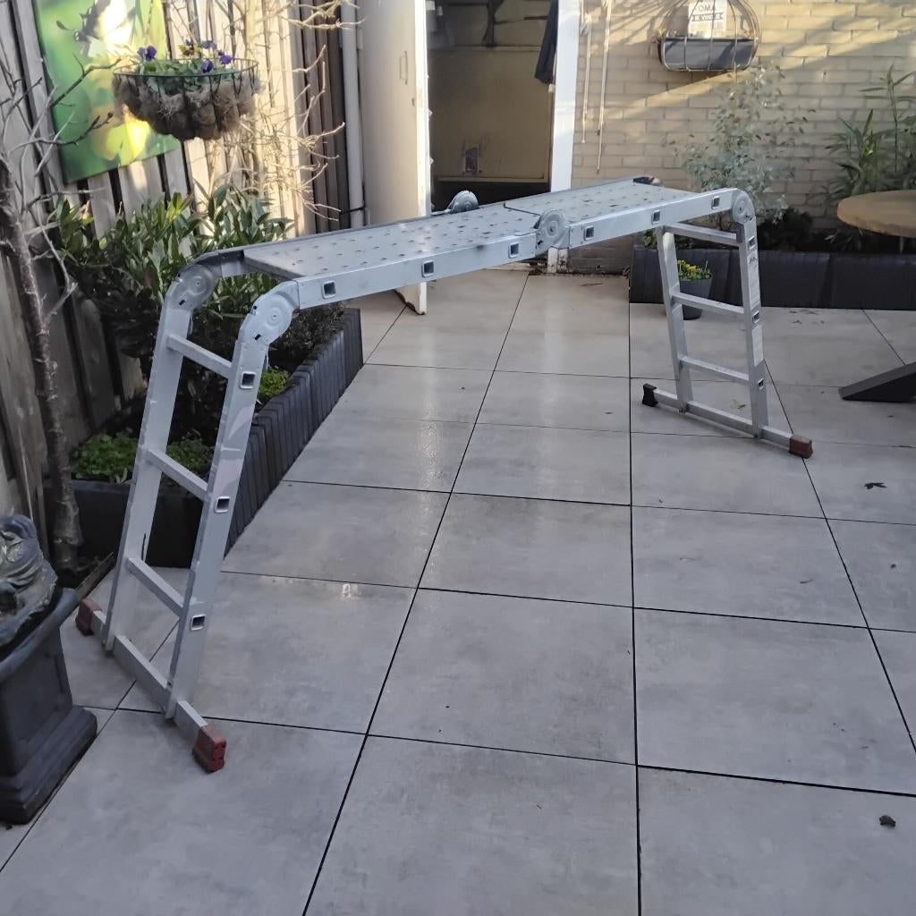 TK vouwladder 4x3, muurafhouder,stabiliteitsbalk. Aanhanger., Doe-het-zelf en Verbouw, Ophalen, Gebruikt, Ladder, Opvouwbaar of Inschuifbaar