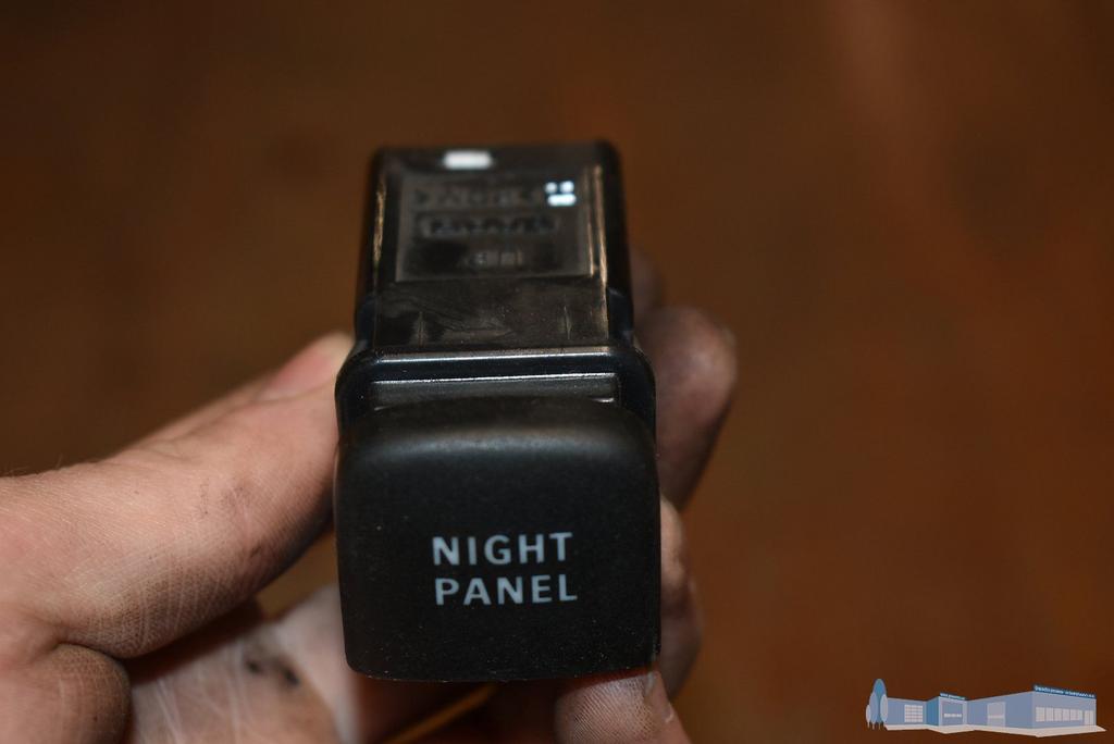 Night Panel Switch Saab 9-5 '06-'10, Auto diversen, Autoradio's, -, -, Nieuw, Ophalen of Verzenden