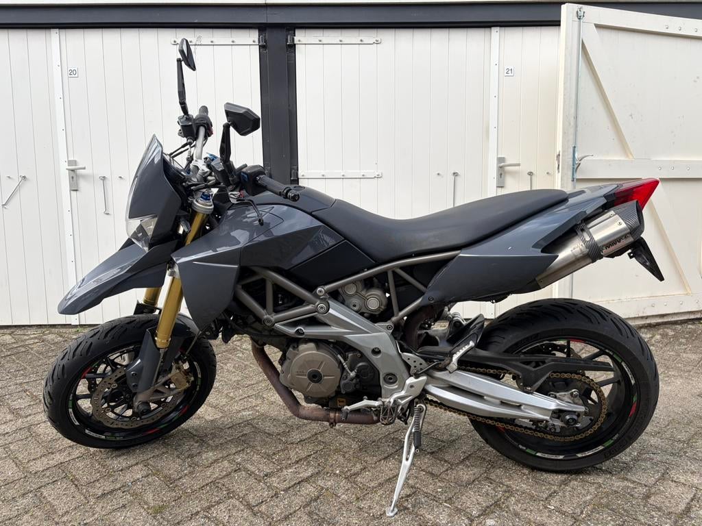 Aprilia Dorsoduro 750, 750 cc, 2 cilinders, Sportuitlaat, Particulier