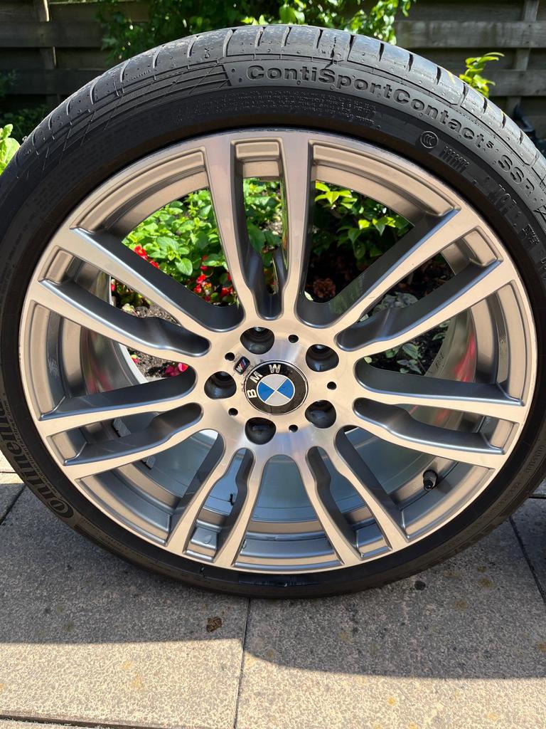Originele BMW 19 inch M Performance velgen + runflat banden, Auto-onderdelen, Banden en Velgen, Banden en Velgen, Zomerbanden