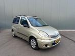 Toyota Yaris Verso 1.5 VVT-i Sol AIRCO ! (bj 2003), Auto's, Toyota, 40 €/maand, 4 cilinders, Yaris Verso, Beige