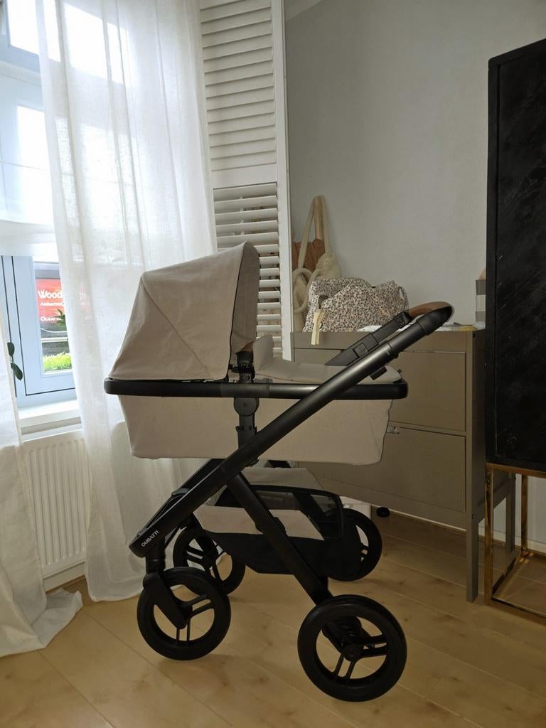 Kinderwagen Dubatti Two set Taupe soft, Ophalen of Verzenden, Zo goed als nieuw, Overige merken, Verstelbare duwstang