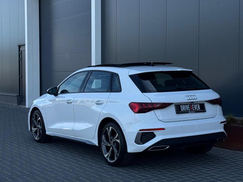 Audi A3 Sportback 40 TFSI e 3x S Line FULL PANO NAVI CAMERA, Automaat, Gebruikt, 4 cilinders, 150 pk
