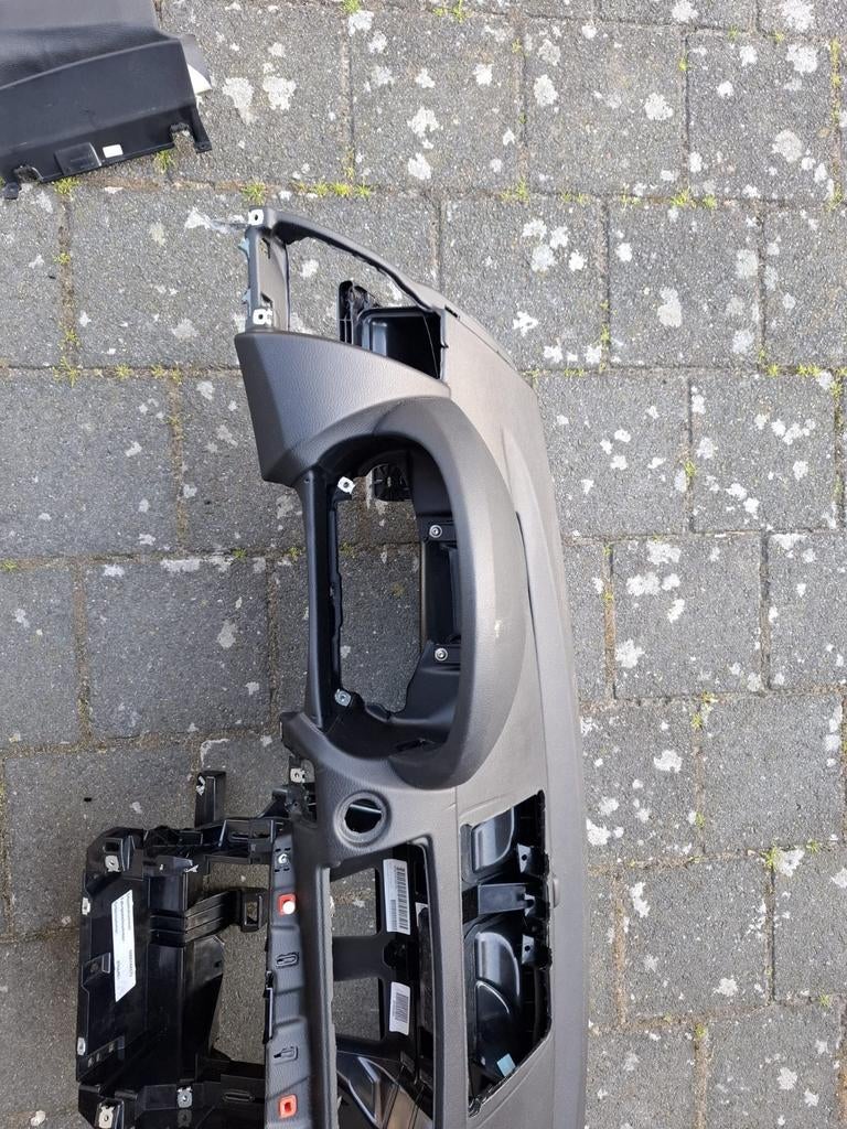 BMW e81 e87 Dashboard. Zonder Airbag., Auto-onderdelen, Ophalen of Verzenden, Gebruikt, BMW