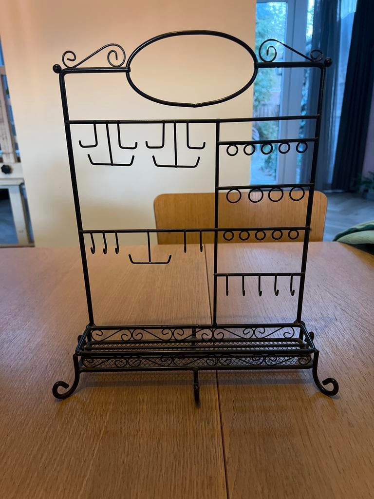 Zwart ijzeren sieradenrekje, Sieraden, Tassen en Uiterlijk, Overige Accessoires, Ophalen, Gebruikt