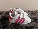 Adidas meisjes schoentjes wit / roze ( maat - 17 ), Kinderen en Baby's, Babykleding | Schoentjes en Sokjes, Adidas, Schoentjes