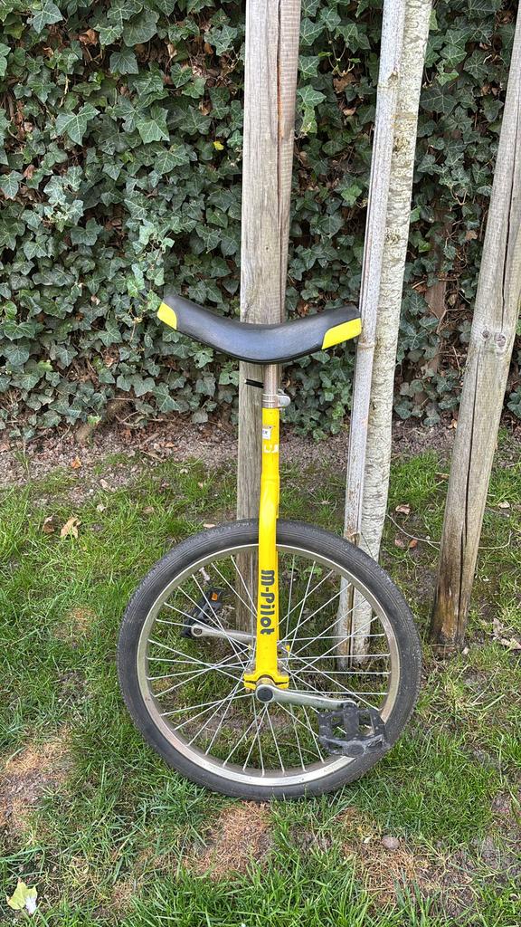 Eénwieler van M-Pilot 20”, Ophalen, Gebruikt