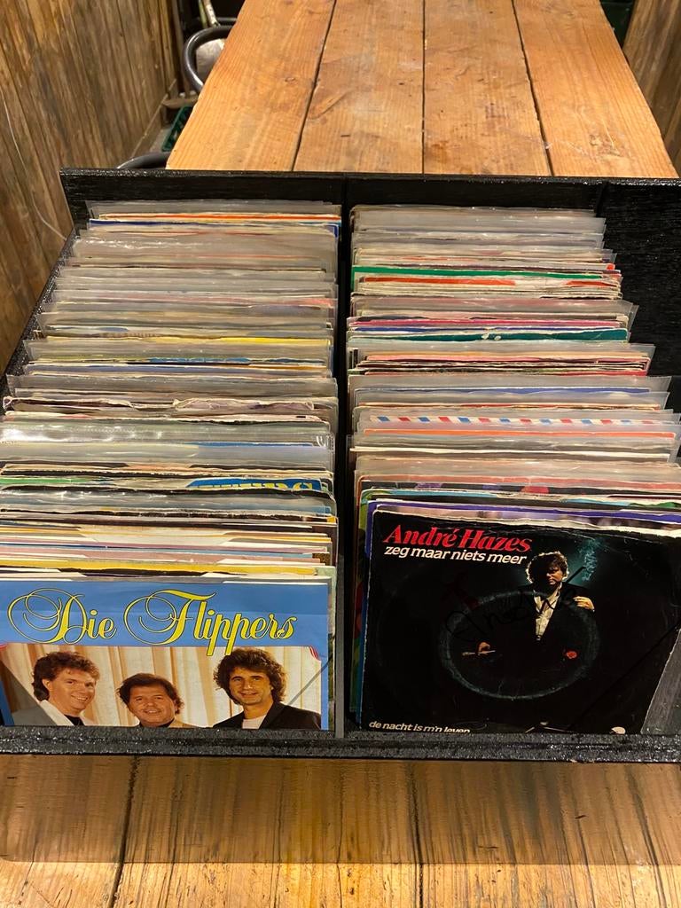 300 singles, Ophalen of Verzenden, Zo goed als nieuw, Overige formaten, Overige genres