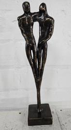 VRIENDSCHAP / VRIENDEN / BRONZEN BEELD / mannen