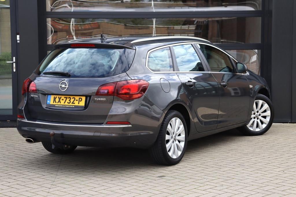 Opel Astra Sports Tourer 1.4 Turbo Blitz | Xenon | Navi | Cr, Voorwielaandrijving, Gebruikt, Euro 6, Handgeschakeld