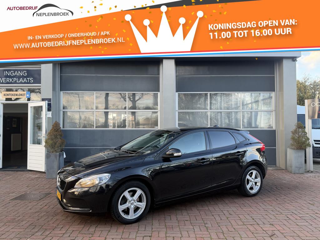 Volvo V40 2.0 D2 Bj 2018 Vol Optie Navi,Trekhaak,Clima,Cruis, Auto's, Volvo, Voorwielaandrijving, Stof, Gebruikt, Euro 6
