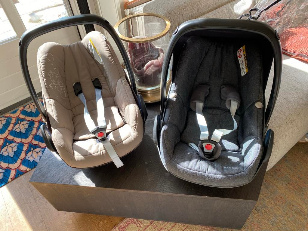 Maxi Cosi met adapters, zonnekap en regenkap, Kinderen en Baby's, Autostoeltjes, Ophalen, 0 t/m 13 kg, Maxi-Cosi, Gebruikt