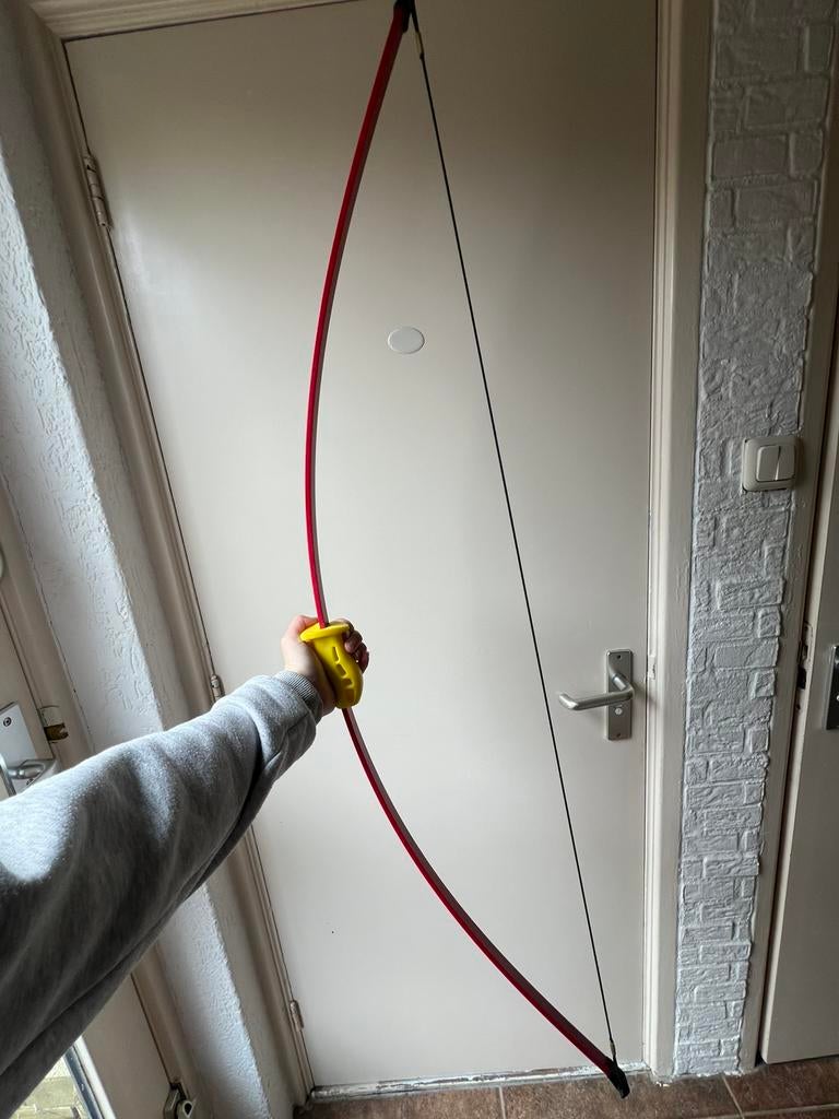 “Kinder” boog (incl 6 pijlen), Sport en Fitness, Handboogschieten, Ophalen, Zo goed als nieuw