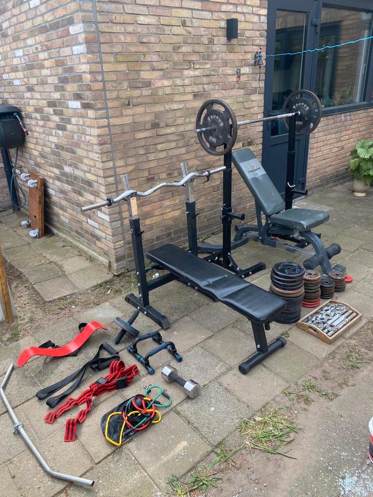 Complete home gym, Sport en Fitness, Fitnessapparatuur, Zo goed als nieuw, Krachtstation, Ophalen