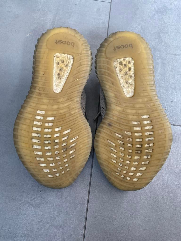 Yeezy 350 origineel schoenen, Kleding | Dames, Schoenen, Ophalen of Verzenden, Zo goed als nieuw, Beige, Sneakers of Gympen