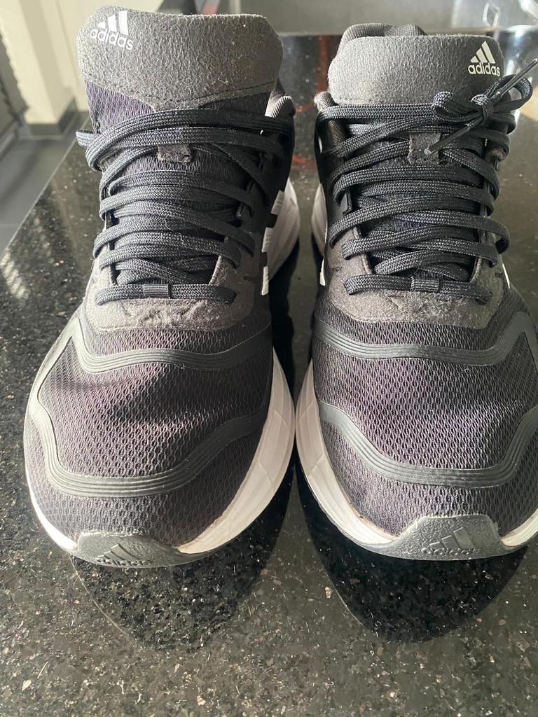 Nieuwe adidas schoenen maat 41, Ophalen of Verzenden, Nieuw, Rood, Sneakers of Gympen