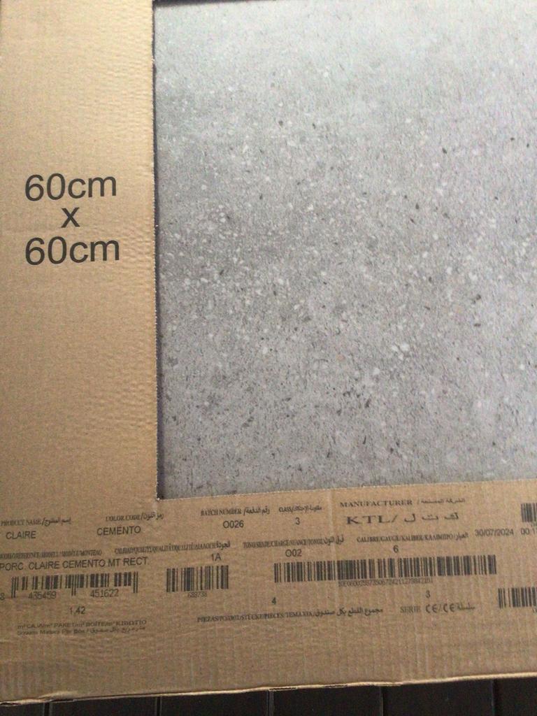 Vloertegel 60/60, Ophalen, Zo goed als nieuw, Vloertegels