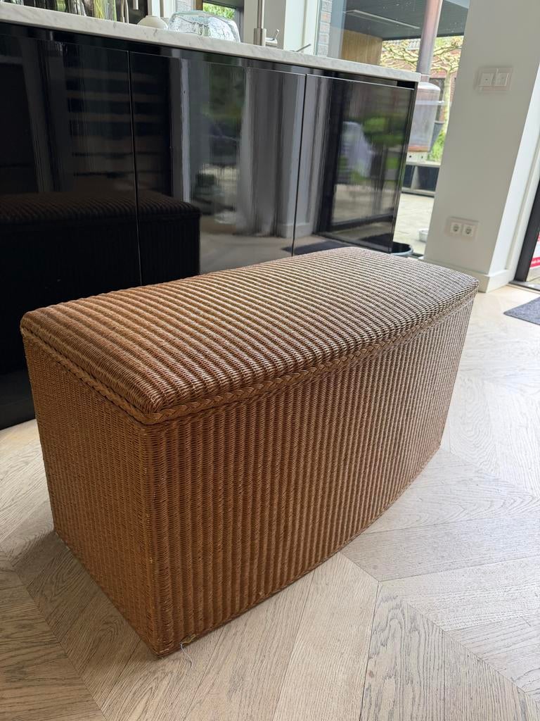 Rieten dekenkist met houten afwerking, Huis en Inrichting, Woonaccessoires | Kisten, Overige materialen, Ophalen of Verzenden