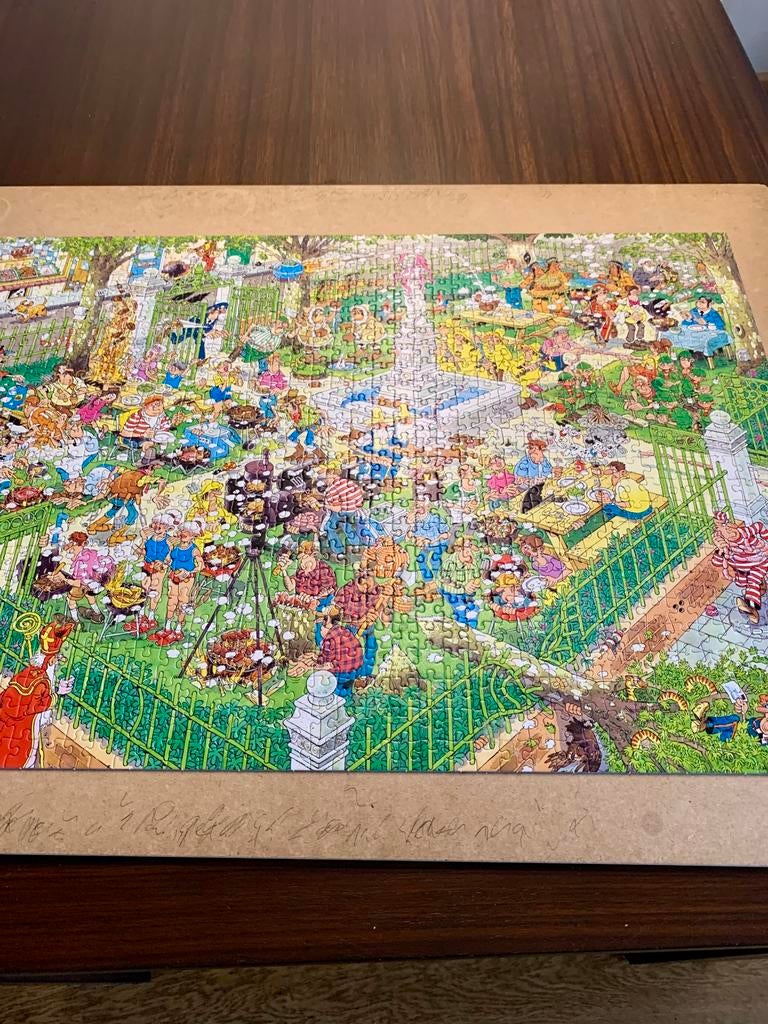 Grill Party. Foodtruck festival, Ophalen, 500 t/m 1500 stukjes, Zo goed als nieuw