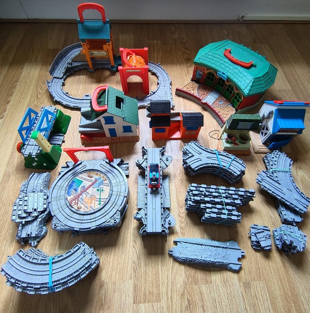 Thomas de Trein: Grote set rails, gebouwen en locomotief, Ophalen, Gebruikt